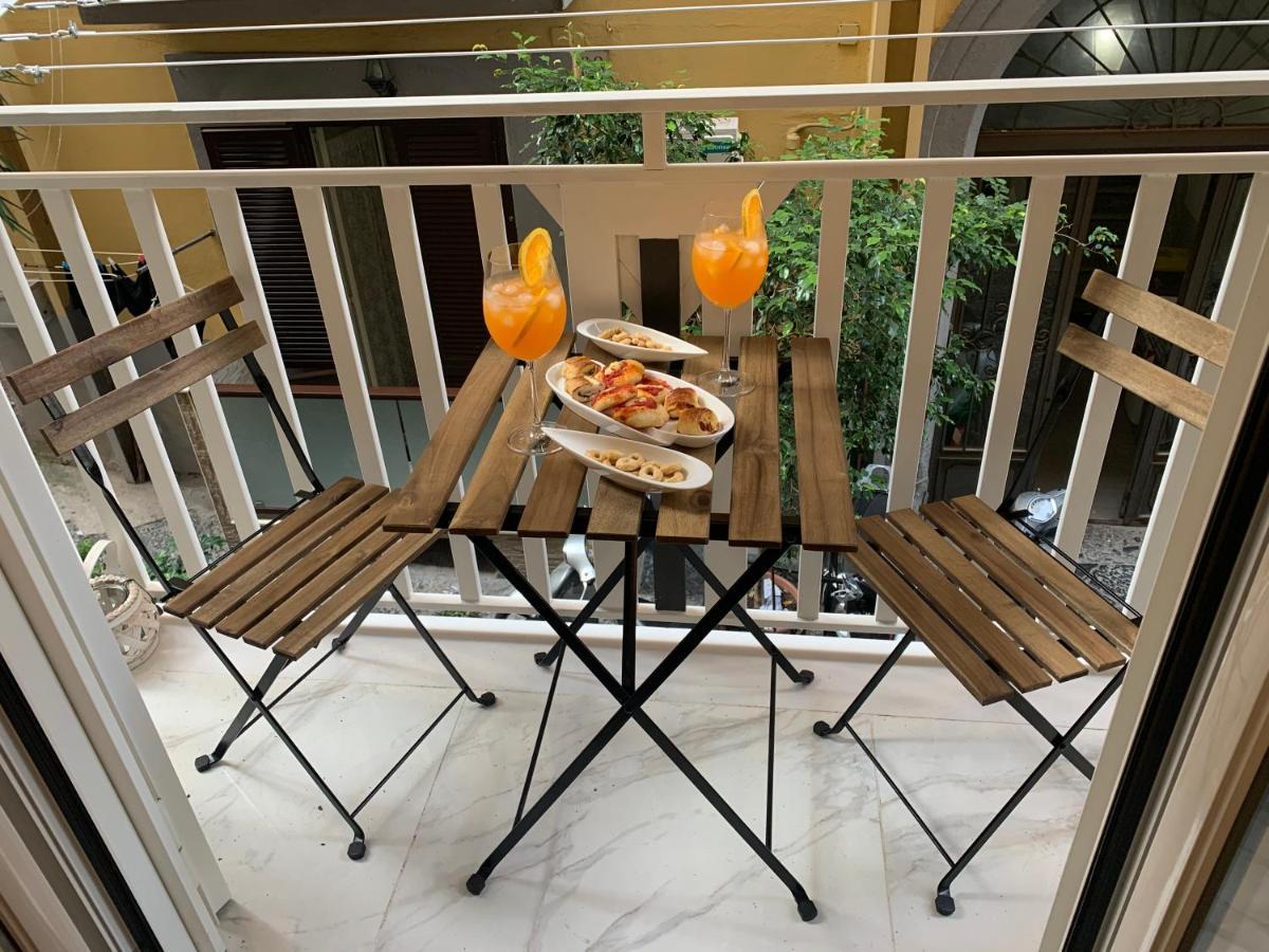 Donn'Anna Naples City Center Nápoles Exterior foto
